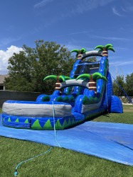 22' tall super blue hawaiian