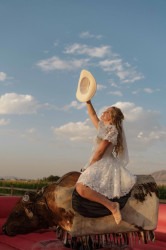 68FBC752 18C7 49EF 82E5 4EF4B8309709 1760580607 Mechanical Bull